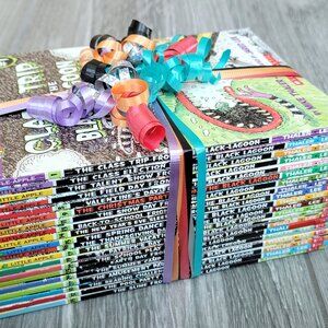 BLACK LAGOON ADVENTURES LOT OF 20 BOYS BOOKS VTG. SCHOLASTIC APPLE HORROR #1-35